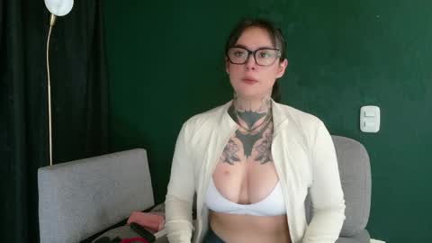 Snapshot of saratrita chatting on May 2026 07:52:01 PM Sara Herrera online show from May 2026 07:52:01 PM
