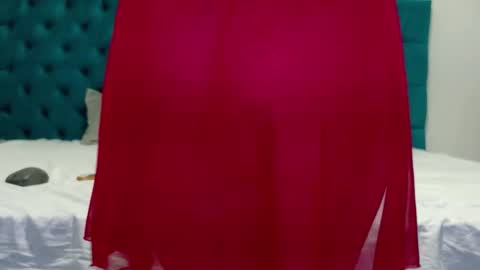 Sara online show from September 2025 06:51:02 PM