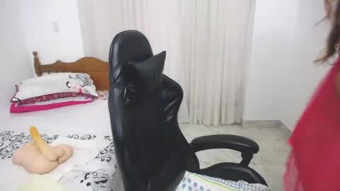 saray1221 online show from February 2025 08:16:01 PM