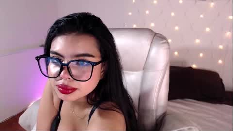 Snapshot of saray__jones chatting on March 2025 01:08:01 PM saray__jones online show from March 2025 01:08:01 PM