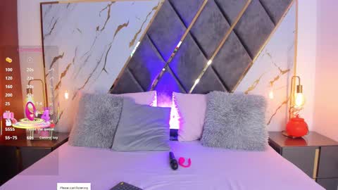 Saray Lopez online show from November 2025 11:04:02 PM