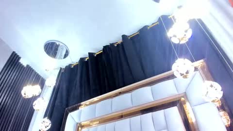 Snapshot of sarayroyse chatting on September 2025 07:41:01 PM Saray online show from September 2025 07:41:01 PM