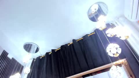 Snapshot of sarayroyse chatting on October 2025 07:36:02 PM Saray online show from October 2025 07:36:02 PM