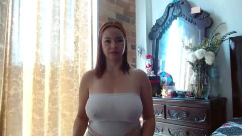 Sara online show from February 2025 03:41:02 PM