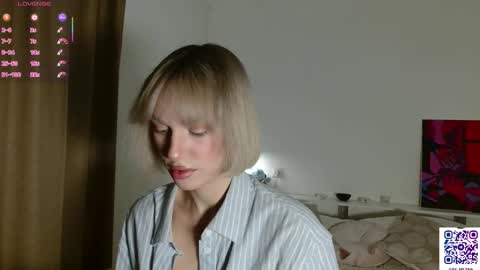 Your Selena 3 online show from February 2026 02:59:02 AM