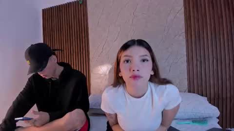  SARIYA Y ALEXIS  online show from March 2026 11:15:01 AM