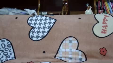 Snapshot of sarraella chatting on February 2025 08:00:01 PM Sarra online show from February 2025 08:00:01 PM