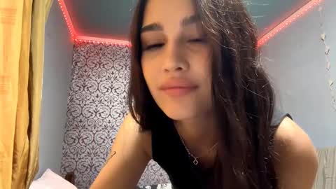 Valentina online show from September 2025 06:11:02 PM