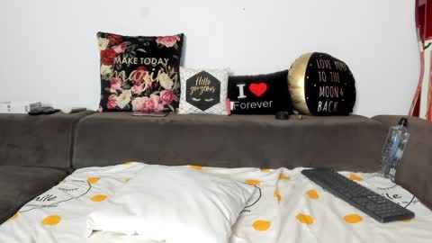 Sasha online show from December 2024 07:50:02 AM