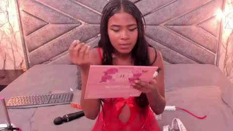 Snapshot of sasha_brownie_ chatting on April 2026 08:00:02 PM Sasha online show from April 2026 08:00:02 PM