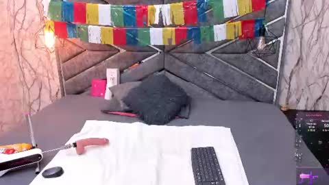 Snapshot of sasha_brownie_ chatting on July 2026 11:40:01 AM Sasha online show from July 2026 11:40:01 AM