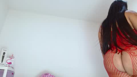 Sasha Creamy online show from September 2025 02:26:01 AM