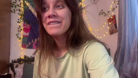 Alexandra Sasha in short online show from January 2025 07:42:01 AM