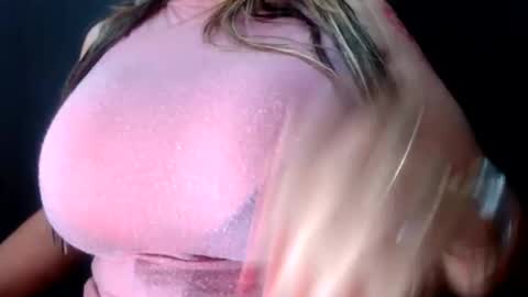 Snapshot of sasha_multiorgasmic chatting on May 2026 09:05:02 AM sasha online show from May 2026 09:05:02 AM