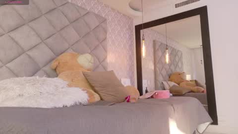 sasha_sinne online show from May 2026 12:13:02 PM
