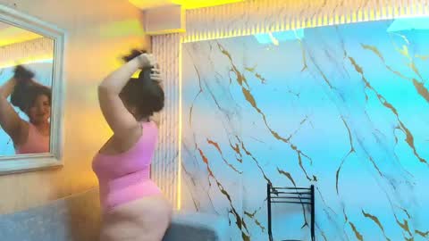 Snapshot of sasha_tf chatting on April 2026 09:39:33 PM Sasha online show from April 2026 09:39:33 PM