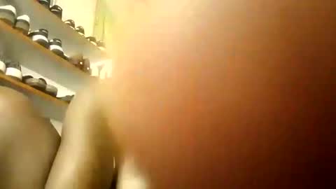 Snapshot of sasha_vibess chatting on May 2026 10:22:01 AM sasha_vibess online show from May 2026 10:22:01 AM