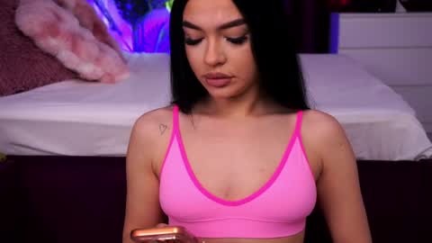 Sasha online show from April 2026 05:43:01 AM