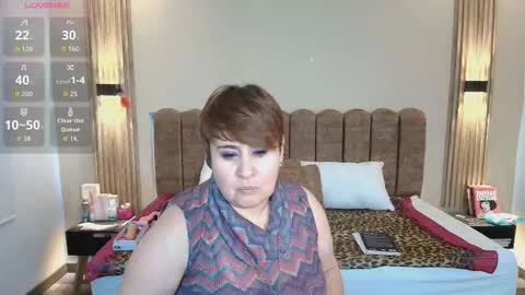 Snapshot of sasharosee2 chatting on September 2025 12:07:01 PM S A S H A R O S E online show from September 2025 12:07:01 PM