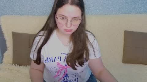 Snapshot of sashavibe chatting on April 2026 02:26:01 PM Sasha online show from April 2026 02:26:01 PM