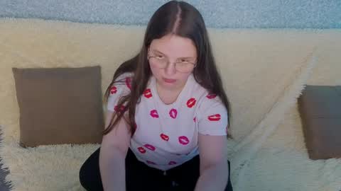 Snapshot of sashavibe chatting on April 2026 02:40:01 PM Sasha online show from April 2026 02:40:01 PM