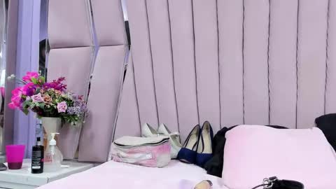 sashsapety online show from December 2025 03:56:01 AM