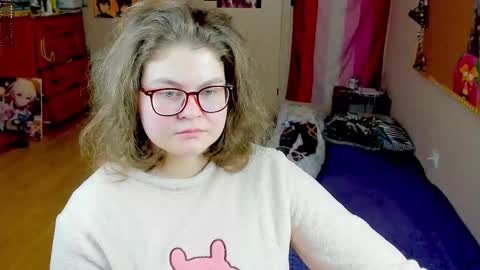 .Alexandra online show from December 2025 07:53:02 PM