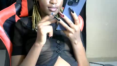 sassy_lyne online show from June 2026 01:07:02 AM