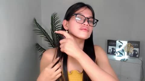 sassy_monie online show from January 2025 06:28:01 AM