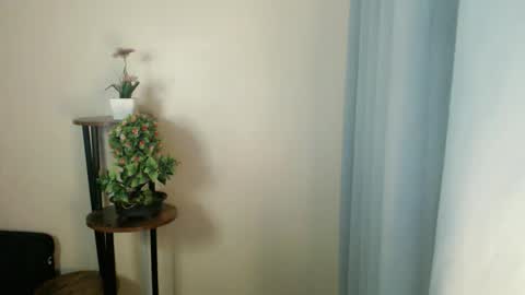 Snapshot of sassy_tinaxx chatting on May 2026 05:09:01 PM sassy_tinaxx online show from May 2026 05:09:01 PM
