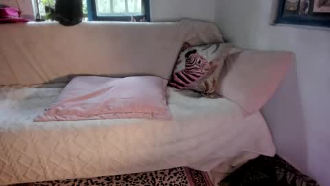 Ms. Oh   online show from April 2026 08:25:02 PM