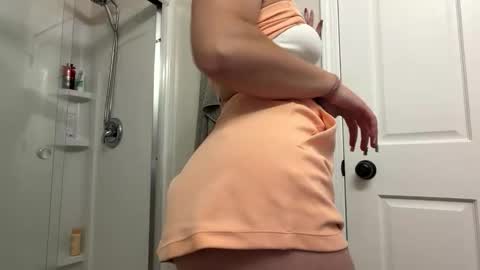 Snapshot of sassysquirtsmmm chatting on May 2026 08:27:01 PM sassysquirtsmmm online show from May 2026 08:27:01 PM