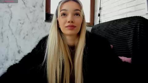 Snapshot of sassyt33n chatting on February 2025 08:20:01 AM sassyt33n online show from February 2025 08:20:01 AM