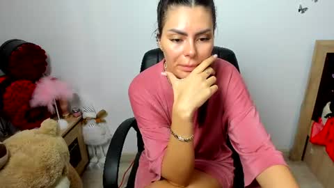 sassytiff online show from July 2026 09:47:02 AM