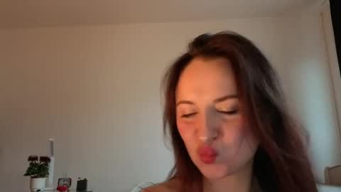 Lori online show from May 2026 06:14:02 PM