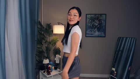 Satin online show from March 2026 08:26:02 PM