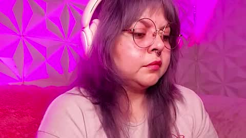 Gina George online show from October 2025 02:33:01 AM