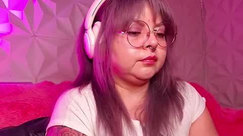 Gina George online show from October 2025 01:33:02 AM