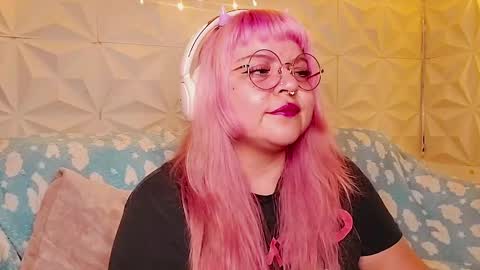 Snapshot of satyn_doll chatting on May 2026 12:17:02 AM Gina George online show from May 2026 12:17:02 AM