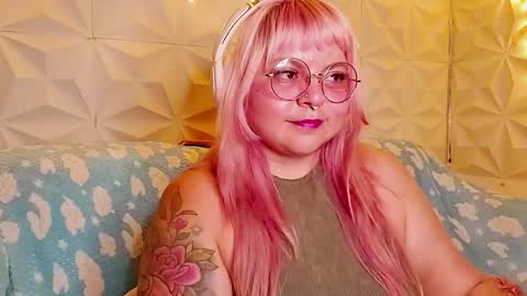 Snapshot of satyn_doll chatting on June 2026 12:34:02 AM Gina George online show from June 2026 12:34:02 AM