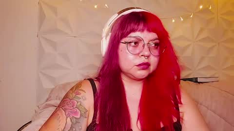 Snapshot of satyn_doll chatting on July 2026 01:00:01 AM Gina George online show from July 2026 01:00:01 AM