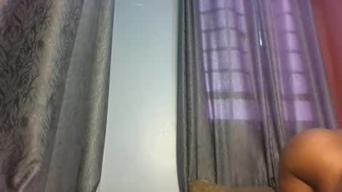 Snapshot of sauce_pety chatting on April 2026 04:42:01 AM pety online show from April 2026 04:42:01 AM