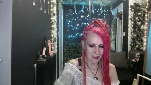 SaucySky online show from October 2025 07:55:01 PM