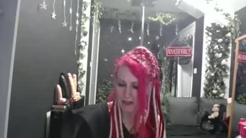 SaucySky online show from March 2026 02:04:02 AM