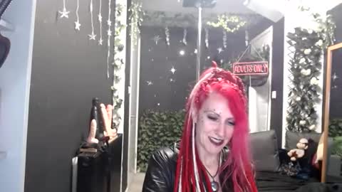 SaucySky online show from March 2026 08:19:02 PM