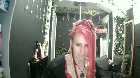 Snapshot of saucysky chatting on May 2026 09:12:02 PM SaucySky online show from May 2026 09:12:02 PM