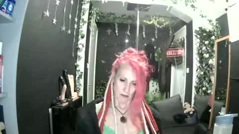 Snapshot of saucysky chatting on June 2026 08:42:01 PM SaucySky online show from June 2026 08:42:01 PM