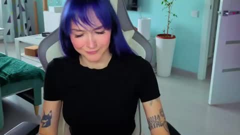 Snapshot of savage_lust_ chatting on July 2026 04:04:01 AM Ariel online show from July 2026 04:04:01 AM