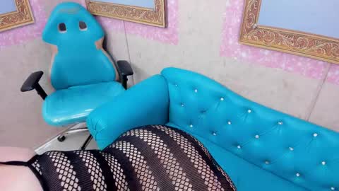 Savanna Collins online show from April 2026 12:33:01 PM