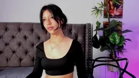 Snapshot of savannah_cameron chatting on December 2024 03:37:02 PM Savannah online show from December 2024 03:37:02 PM